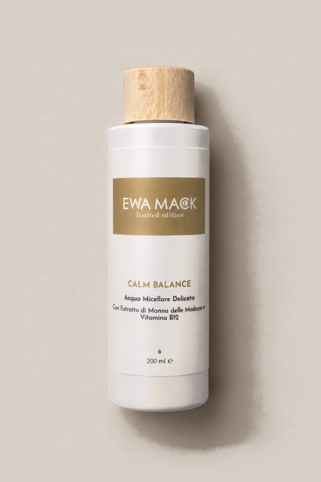 limited edition CALM BALANCE Acqua Micellare Delicata, 200 ml, linea Limited Edition EWA MACK